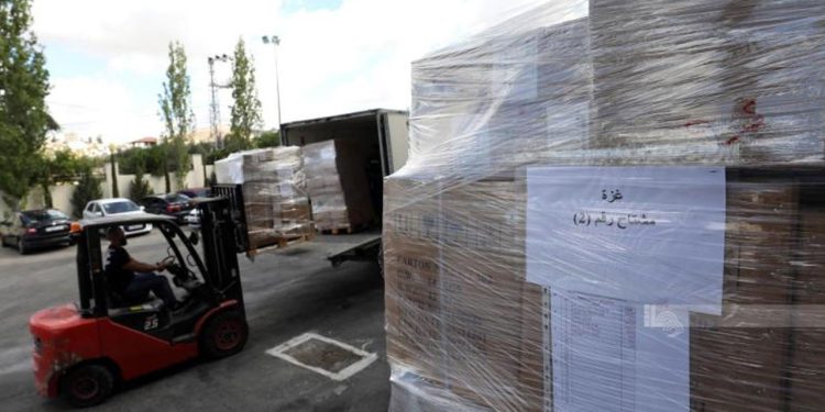5 tır ilaç ve tıbbi sarf malzemesi Gazze’ye ulaştı