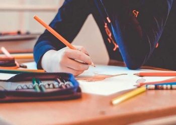 Bazı fakülte, yüksekokul ve enstitüler kapatılırken yenileri kuruldu