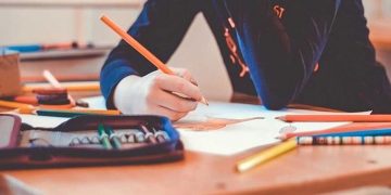 Bazı fakülte, yüksekokul ve enstitüler kapatılırken yenileri kuruldu