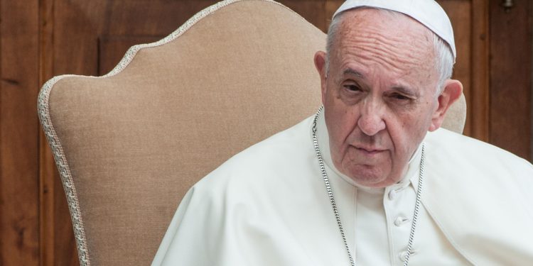 Katoliklerin ruhani lideri Papa’dan kardinallere dikkat çeken çağrı